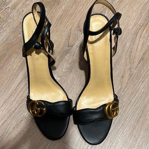 Gucci open toed heeled sandals